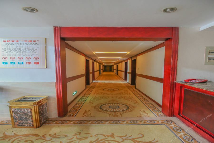 Luchi Hotel Luyang  Exterior photo